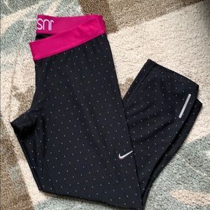 nike capri leggings